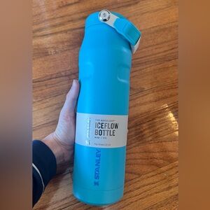 New Stanley Purple The IceFlow™ Bottle with Flip Straw Lid | 36 oz
